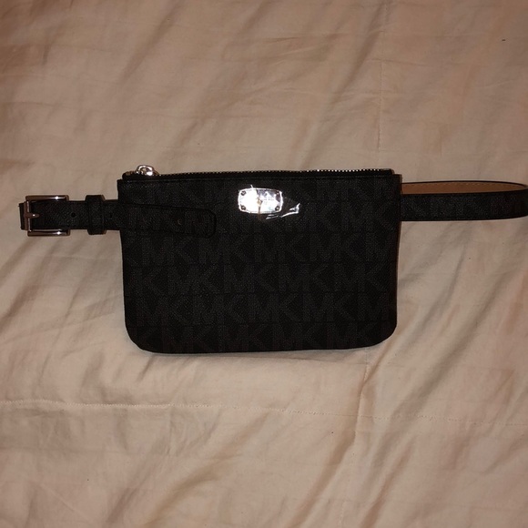 michael kors belt bag price